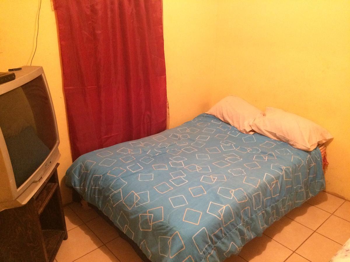 Blanquita Guesthouse Manuel F. Martínez Dış mekan fotoğraf